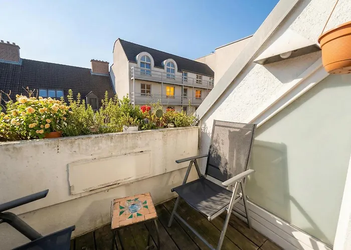 Modern 3-bedroom With Balcony Near Belvedere Palace * וינה