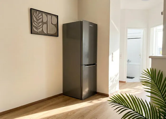 Modern 3-bedroom With Balcony Near Belvedere Palace דירה